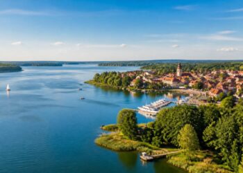 Die schönsten Seen der Mecklenburgischen Seenplatte: 12 traumhafte Seen für Baden, Urlaub und Natur